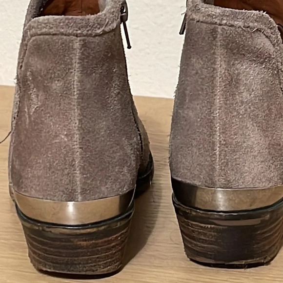 Lucky ankle booties size 6 tan brown - Picture 12 of 16